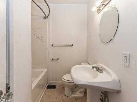 1951 E Cedar Pl, Kankakee, IL 60901 photo 6