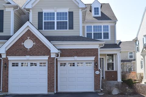 1222 Falcon Ridge Dr, Elgin, IL 60124 photo 2