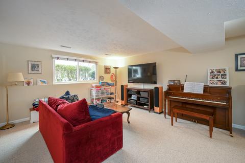 1280 Kent Ct, Wheaton, IL 60189 photo 16