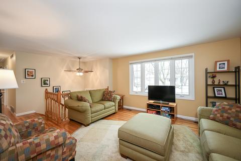 1280 Kent Ct, Wheaton, IL 60189 photo 6