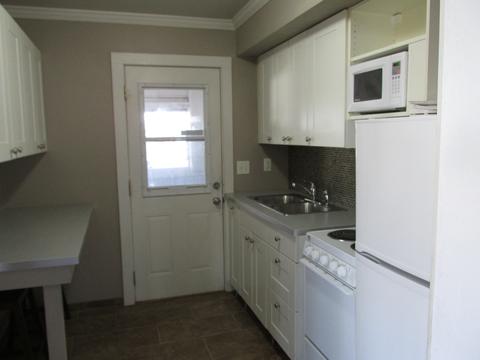 403 E 2nd St, Sterling, IL 61081 photo 4