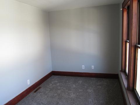 403 E 2nd St, Sterling, IL 61081 photo 8