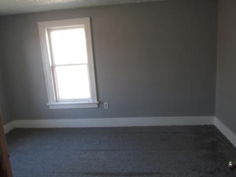 403 E 2nd St, Sterling, IL 61081 photo 17