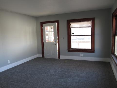 403 E 2nd St, Sterling, IL 61081 photo 2