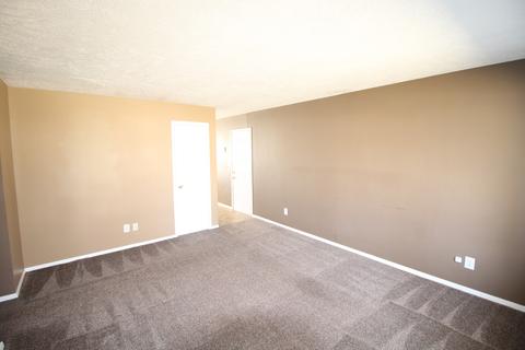 1409 Kingsridge Dr, Normal, IL 61761 photo 5