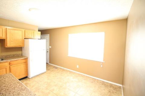 1409 Kingsridge Dr, Normal, IL 61761 photo 7