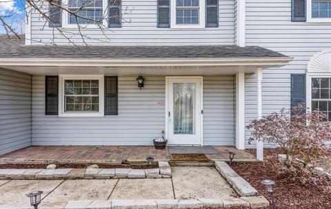 2940 Juniper Ct, Aurora, IL 60502 photo 2