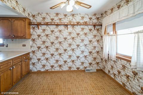 1525 N Lee Blvd, Berkeley, IL 60163 photo 6
