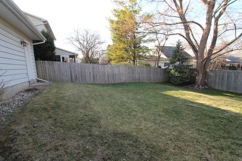 1418 Godfrey Dr, Normal, IL 61761 photo 27