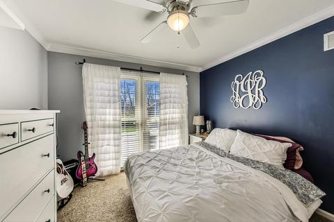 4100 Oaksbury Ln, Rolling Meadows, IL 60008 photo 22
