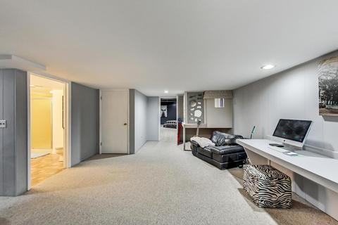 4100 Oaksbury Ln, Rolling Meadows, IL 60008 photo 32