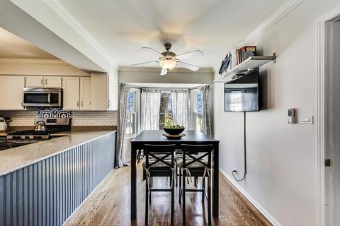 4100 Oaksbury Ln, Rolling Meadows, IL 60008 photo 13
