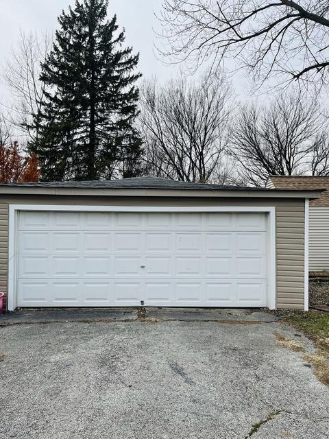 2334 Ruby St, Melrose Park, IL 60164 photo 2