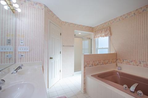 516 Ladysmith Rd, Bartlett, IL 60103 photo 13