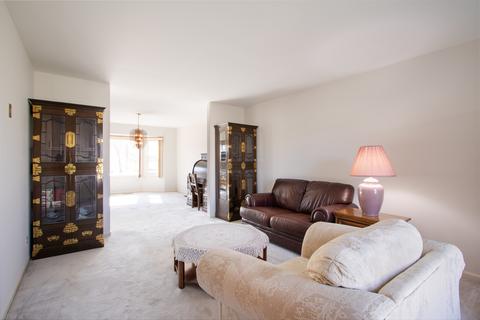 516 Ladysmith Rd, Bartlett, IL 60103 photo 3
