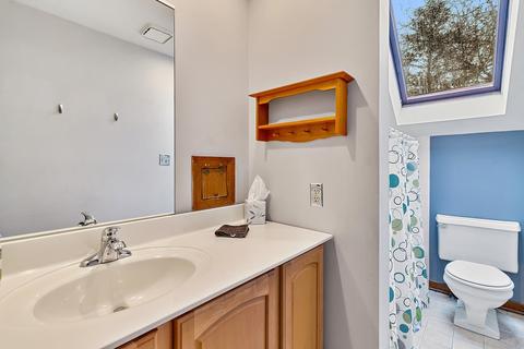 10 W Rawson Bridge Rd, Oakwood Hills, IL 60013 photo 11