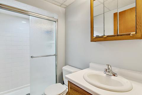 10 W Rawson Bridge Rd, Oakwood Hills, IL 60013 photo 16