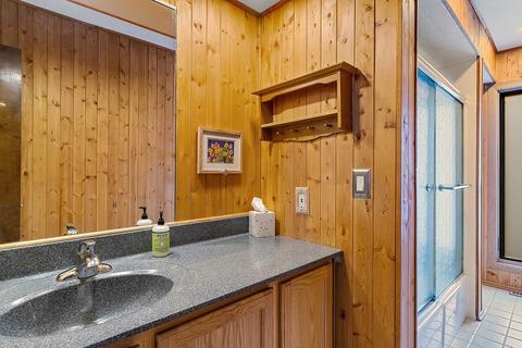 10 W Rawson Bridge Rd, Oakwood Hills, IL 60013 photo 9