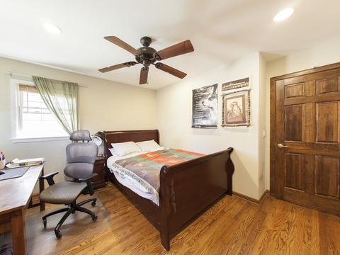 1109 Irwin Ave, Des Plaines, IL 60018 photo 12