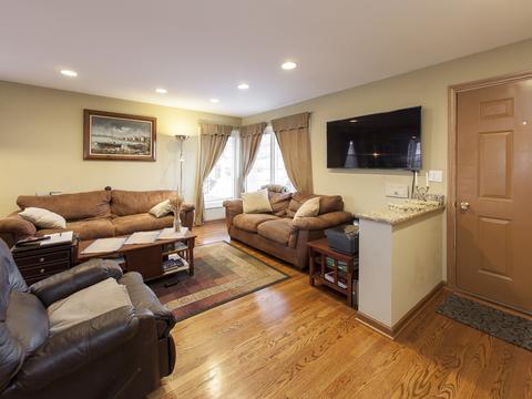 1109 Irwin Ave, Des Plaines, IL 60018 photo 8