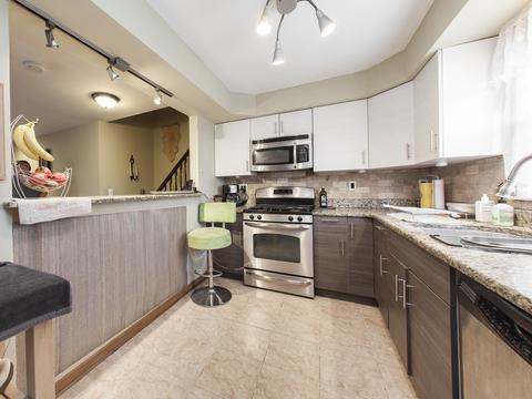 1109 Irwin Ave, Des Plaines, IL 60018 photo 4