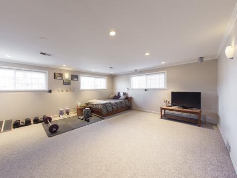1109 Irwin Ave, Des Plaines, IL 60018 photo 24