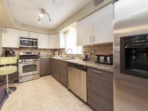 1109 Irwin Ave, Des Plaines, IL 60018 photo 2