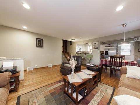 1109 Irwin Ave, Des Plaines, IL 60018 photo 7