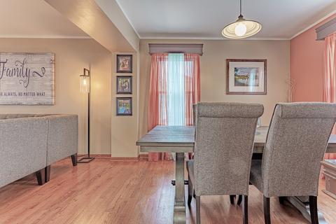 1000 Longford Rd, Bartlett, IL 60103 photo 8