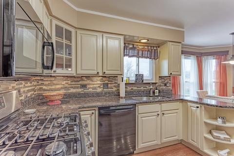 1000 Longford Rd, Bartlett, IL 60103 photo 12