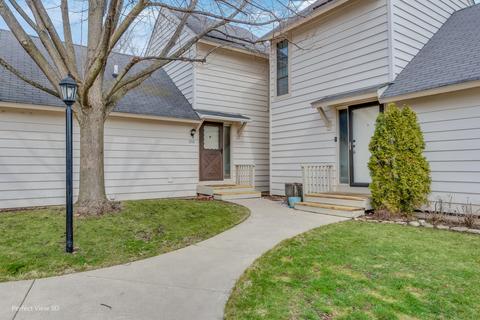 656 Mitchell Ct, Gurnee, IL 60031 photo 1