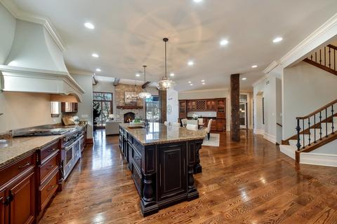 1025 E Hillside Rd, Naperville, IL 60540 photo 9