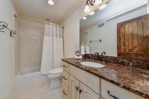 1025 E Hillside Rd, Naperville, IL 60540 photo 25