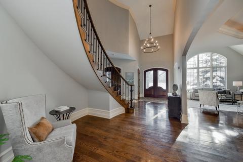 1025 E Hillside Rd, Naperville, IL 60540 photo 4