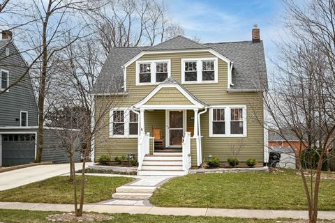 1044 Garner Ave, Wheaton, IL 60187 photo 1