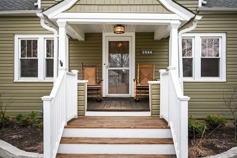 1044 Garner Ave, Wheaton, IL 60187 photo 4