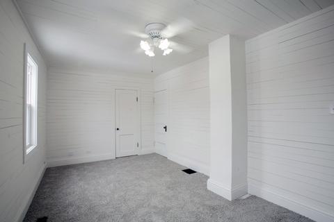793 Stewart Ave, Elgin, IL 60120 photo 15