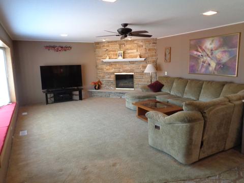 505 Bell Dr, Des Plaines, IL 60016 photo 13