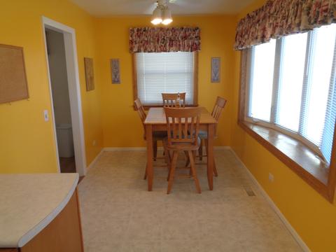 505 Bell Dr, Des Plaines, IL 60016 photo 11