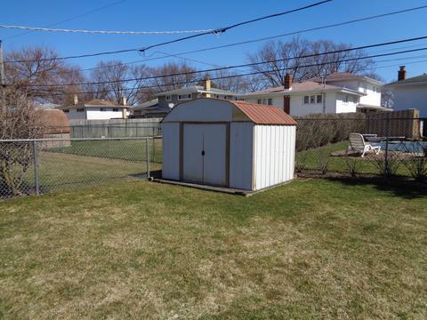 505 Bell Dr, Des Plaines, IL 60016 photo 22