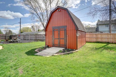 115 Cass St, Spring Grove, IL 60081 photo 4