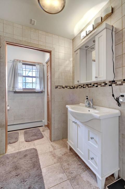 115 Cass St, Spring Grove, IL 60081 photo 12