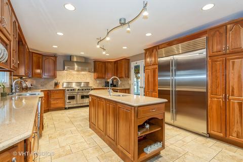 1960 Peach Tree Ln, Algonquin, IL 60102 photo 4