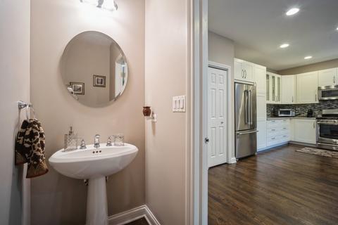 2460 Violet St, Glenview, IL 60026 photo 10
