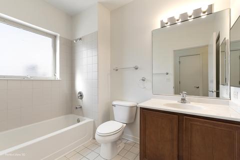 834 E 42nd Pl #2, Chicago, IL 60653 photo 20