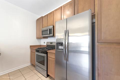 834 E 42nd Pl #2, Chicago, IL 60653 photo 9
