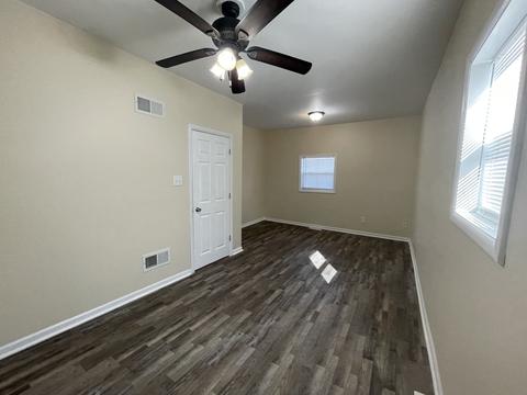 185 E Cermak Rd, Braidwood, IL 60408 photo 7