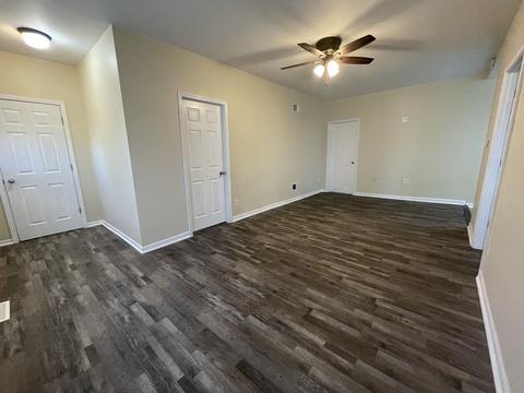 185 E Cermak Rd, Braidwood, IL 60408 photo 3