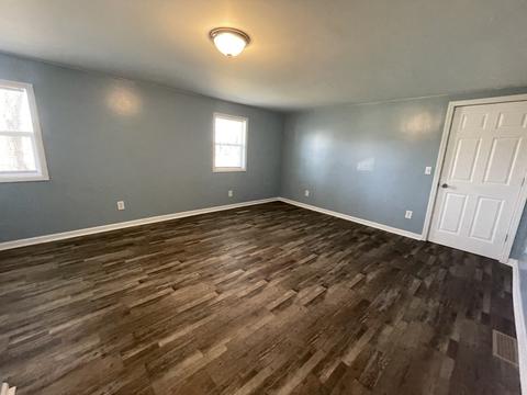 185 E Cermak Rd, Braidwood, IL 60408 photo 9