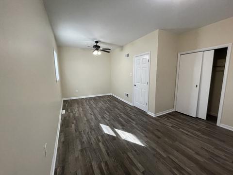 185 E Cermak Rd, Braidwood, IL 60408 photo 8